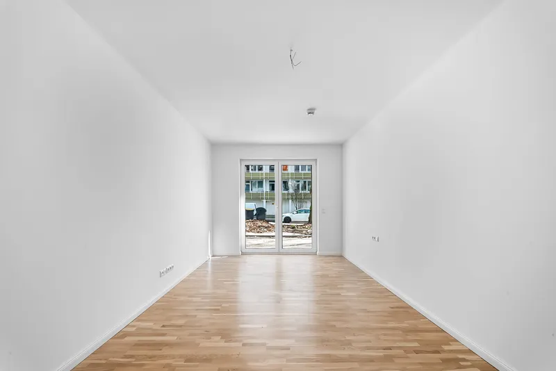 Unmöbliertes Studio mit EBK in Lichtenberg — photo 1
